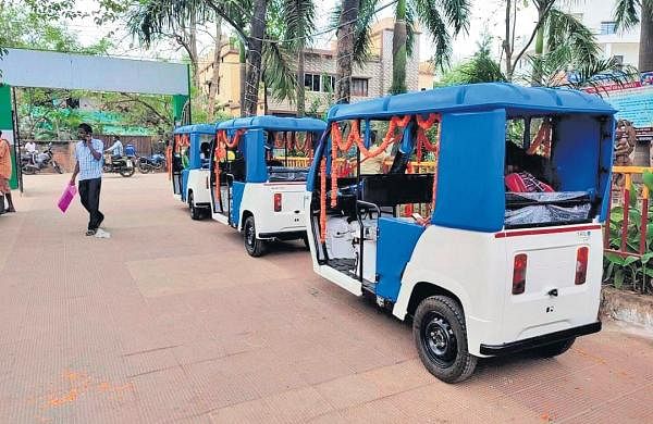 Women SHG in Odisha runs e-rickshaw service from hospital - The New Indian Express